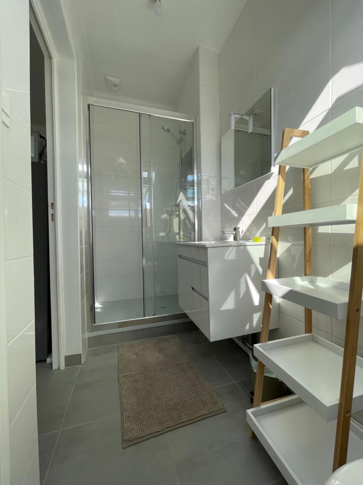 Appartement Renove Tout Equipe, Centre Ville, Proche De La Gare Et Commerce Flers  Ngoại thất bức ảnh