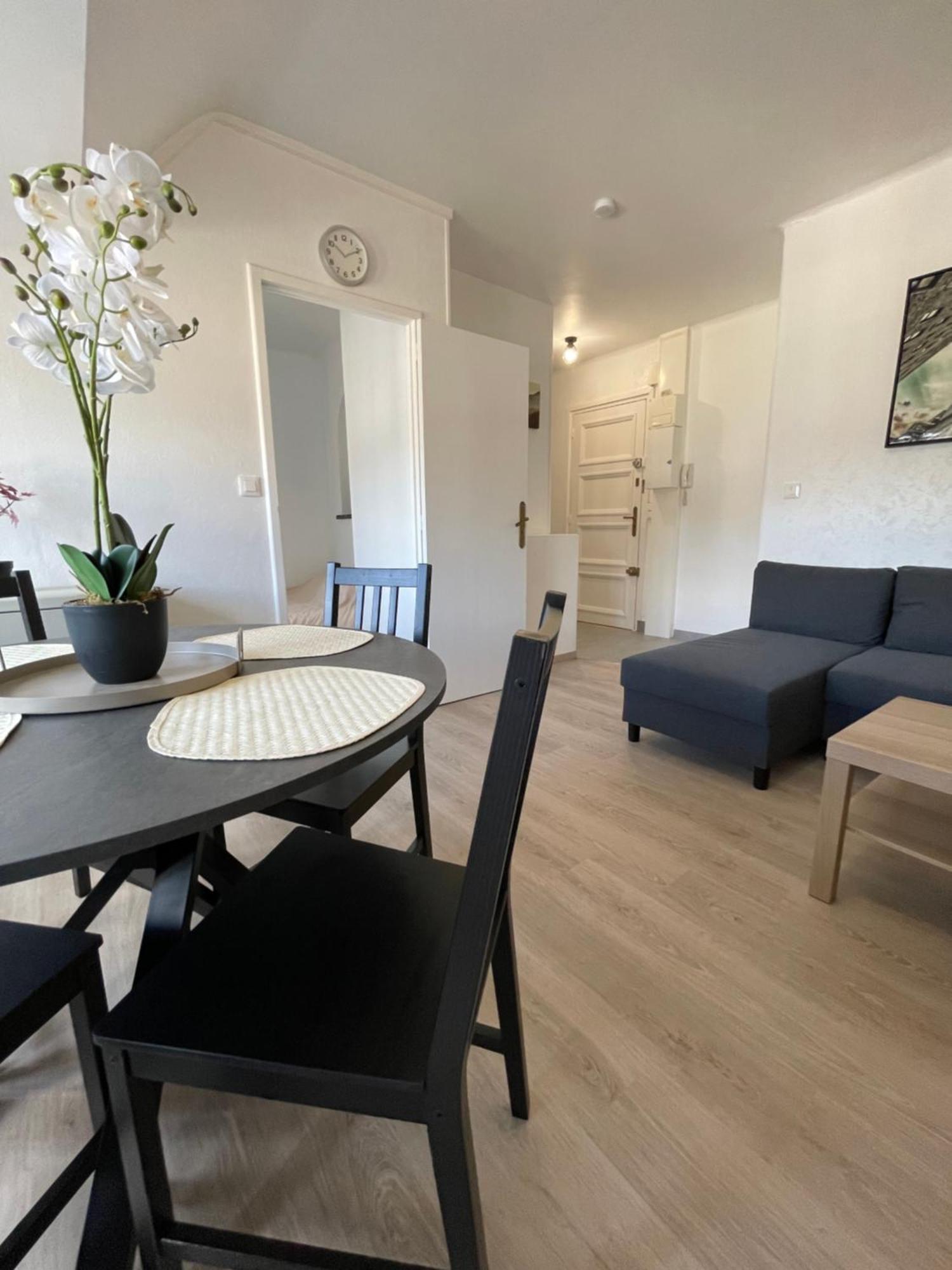 Appartement Renove Tout Equipe, Centre Ville, Proche De La Gare Et Commerce Flers  Ngoại thất bức ảnh
